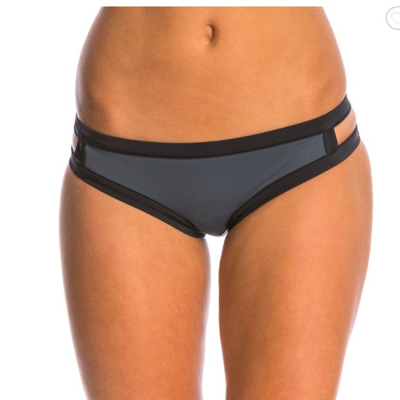 NWT❣️Rip Curl Reversible Banded Bikini Bottom - Picture 3 of 6